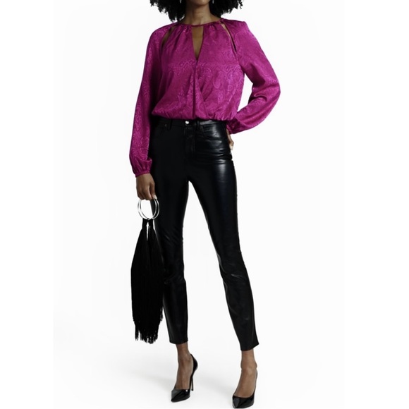 NEW VERONICA BEARD PAISLEY PRINT TOP - Picture 8 of 8